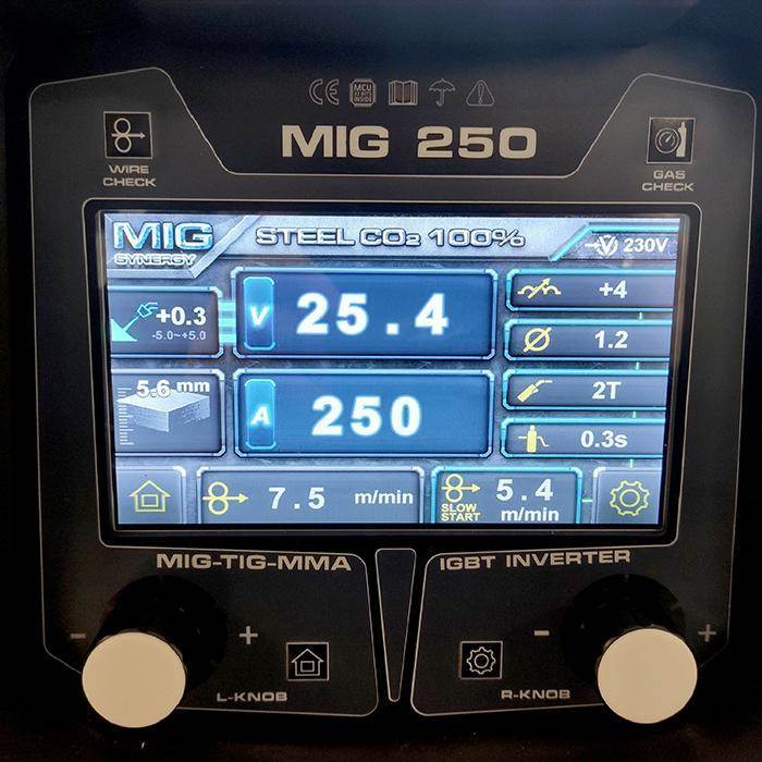 Fox Weld MIG 250 LCD 230V - 03
