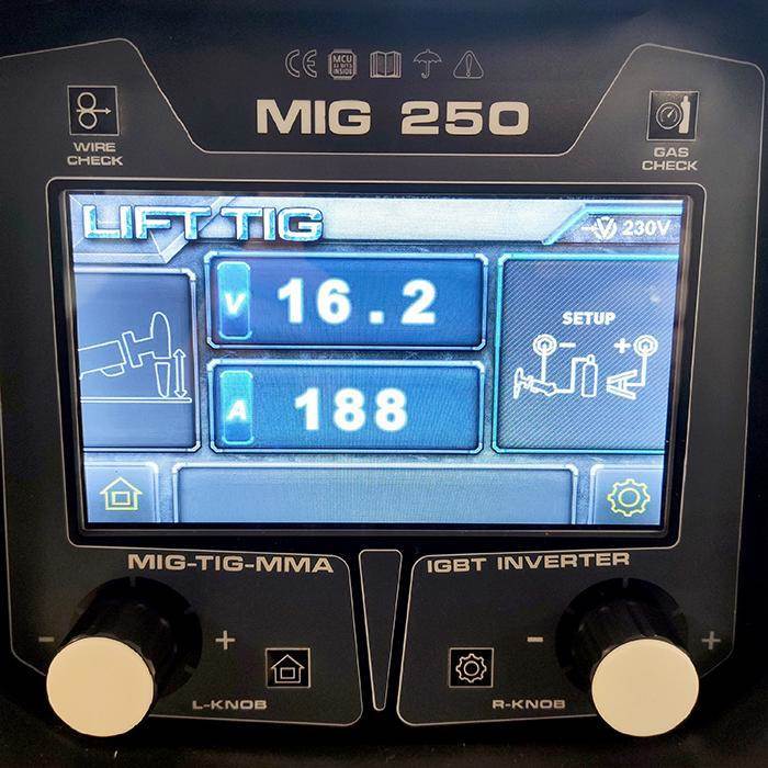 Fox Weld MIG 300 LCD 380V - 04