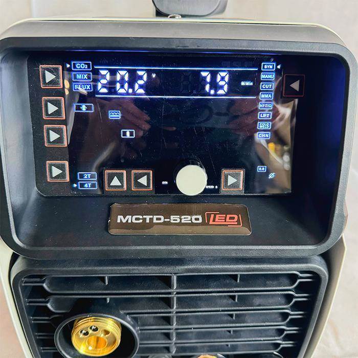 FOX WELD MULTIPROCESS 200 LED - 04